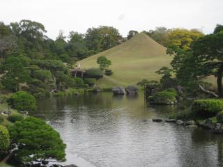 桃山式日本庭園の富士